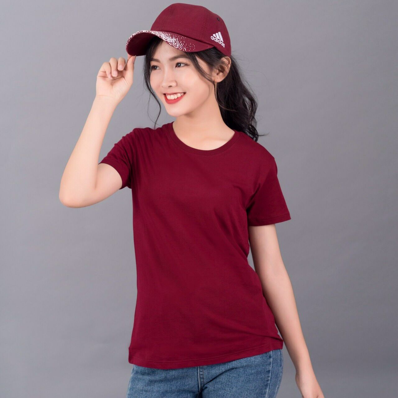 Áo thun trơn cổ tròn