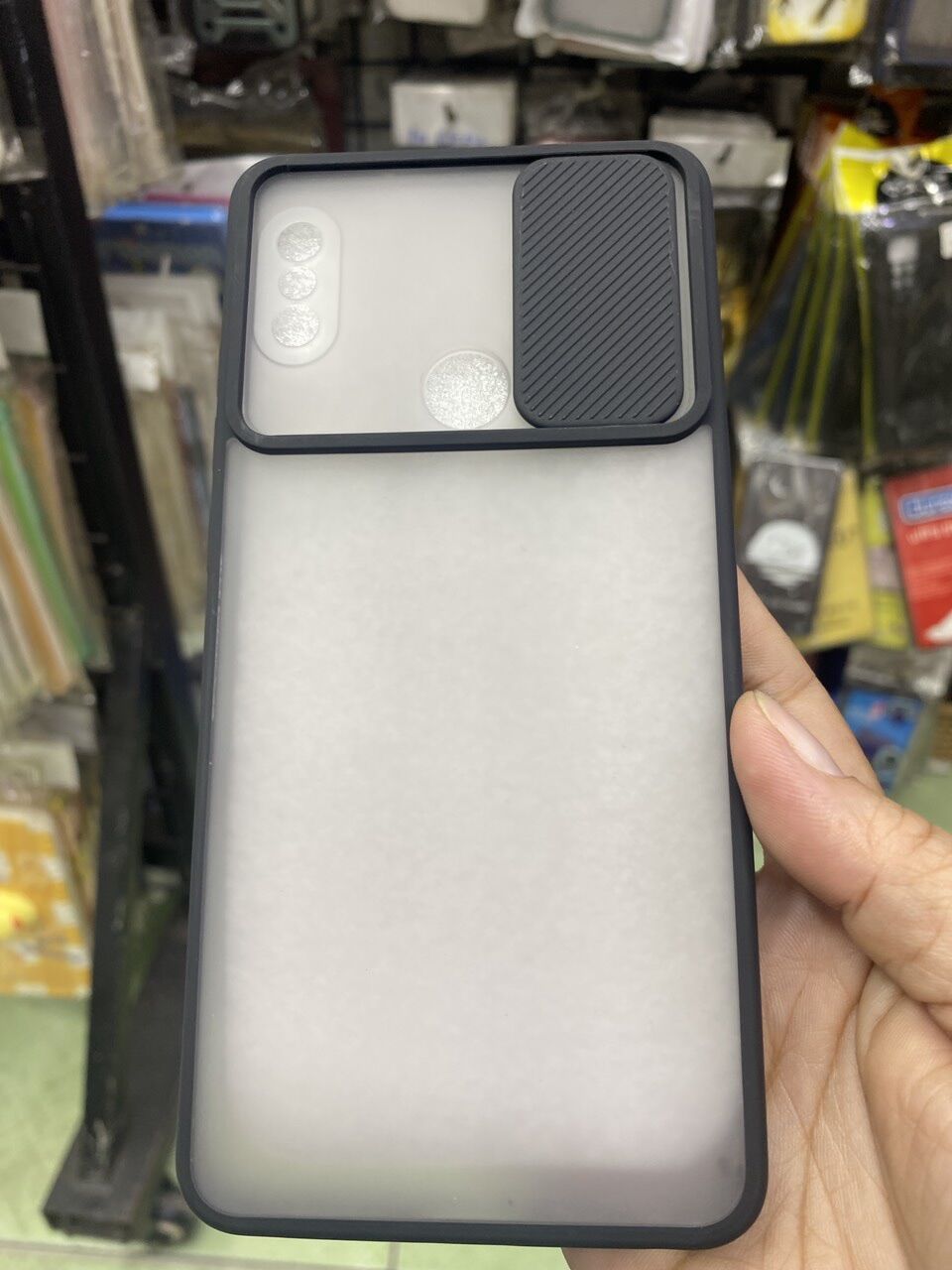 Ốp Xiaomi Redmi Note 5 / Note 5 Pro  lưng nhám viền màu trượt Camera