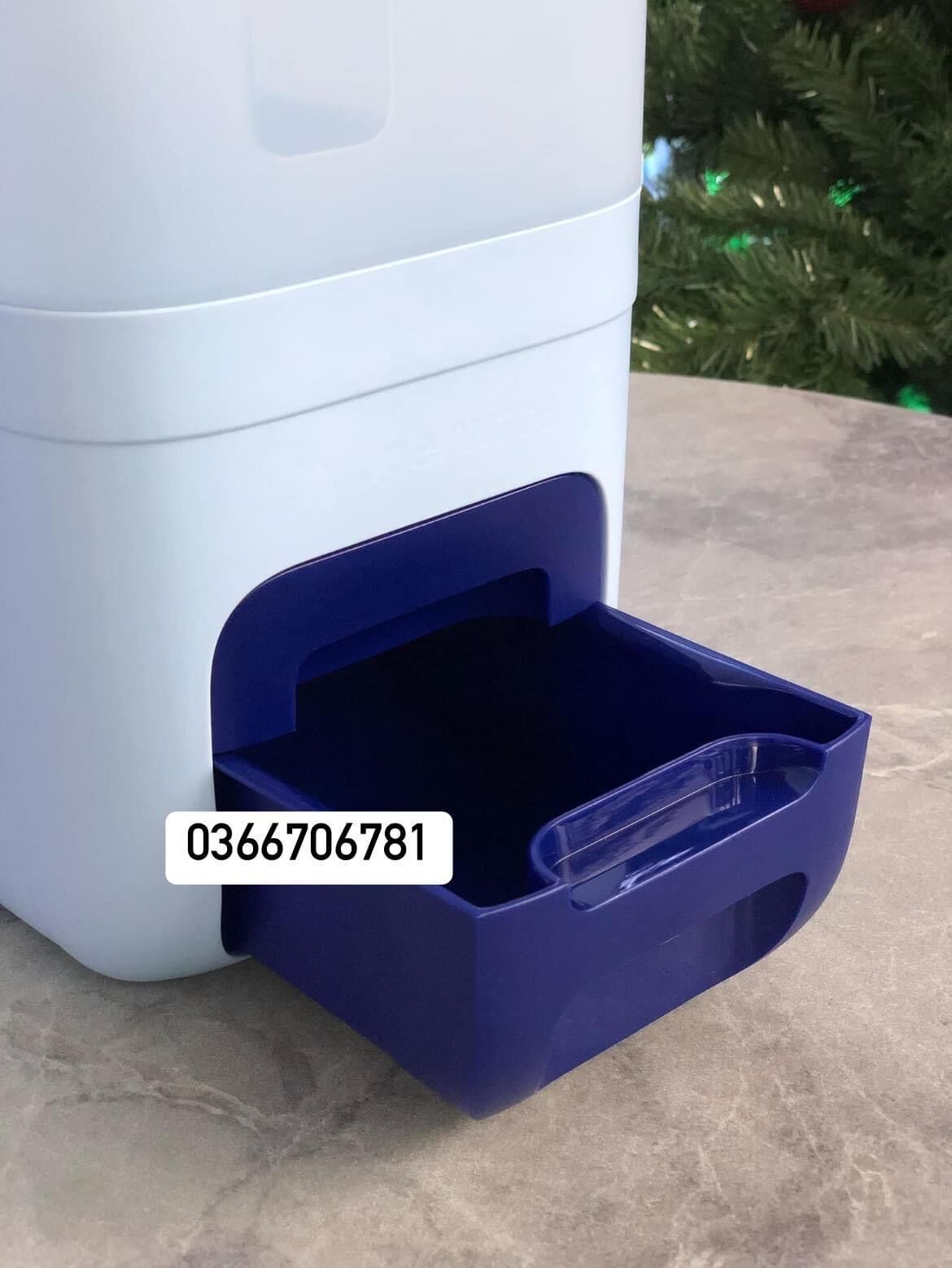 [HCM]Thùng gạo Tupperware ( đựng được 10kg gạo )