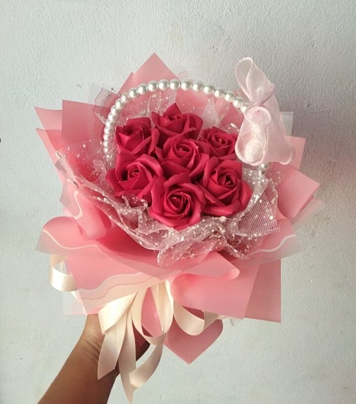 Giỏ hoa sáp ngọc trai
