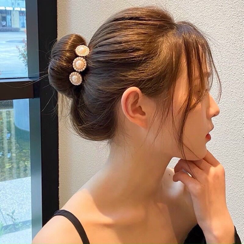 Búi tóc đính ngọc siêu xinh