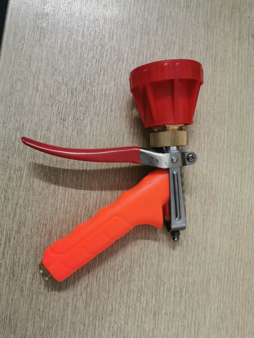 Súng xịt rửa xe và phun thuốc trừ sâu chân ren trong 14mm .