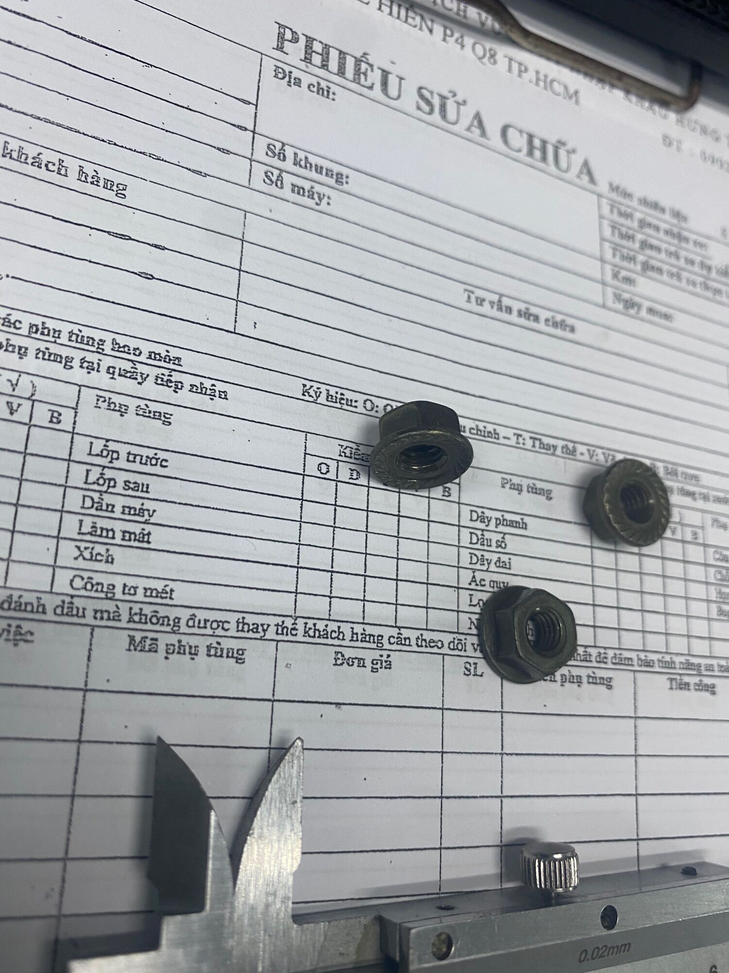 Ốc Dàn áo Suzuki : 6ly10 ( giá 1 con )