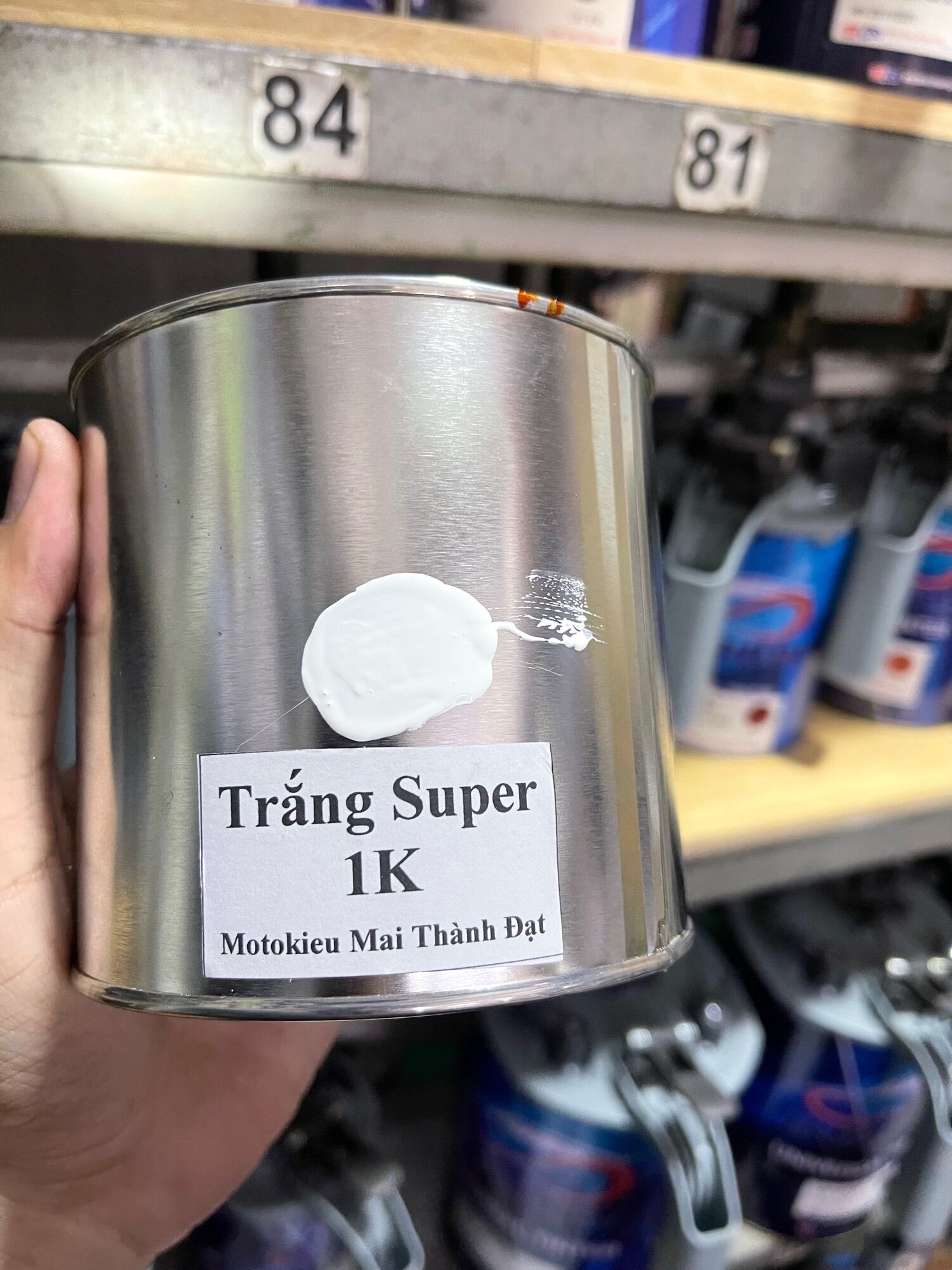 Màu Trắng Super sơn oto-xe máy .