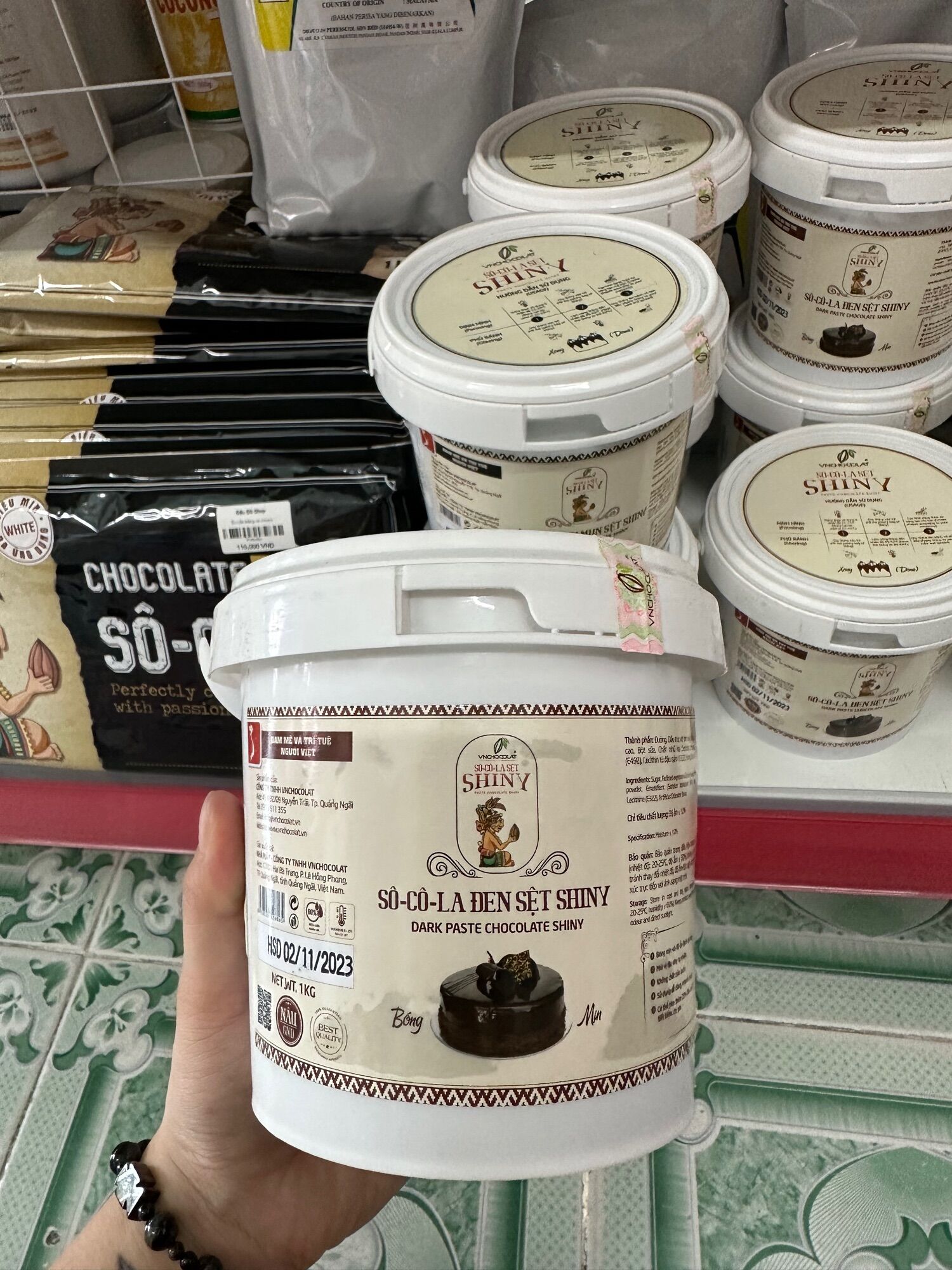 Socola sệt trắng , đen , đen mun VNchocolat xô 1kg