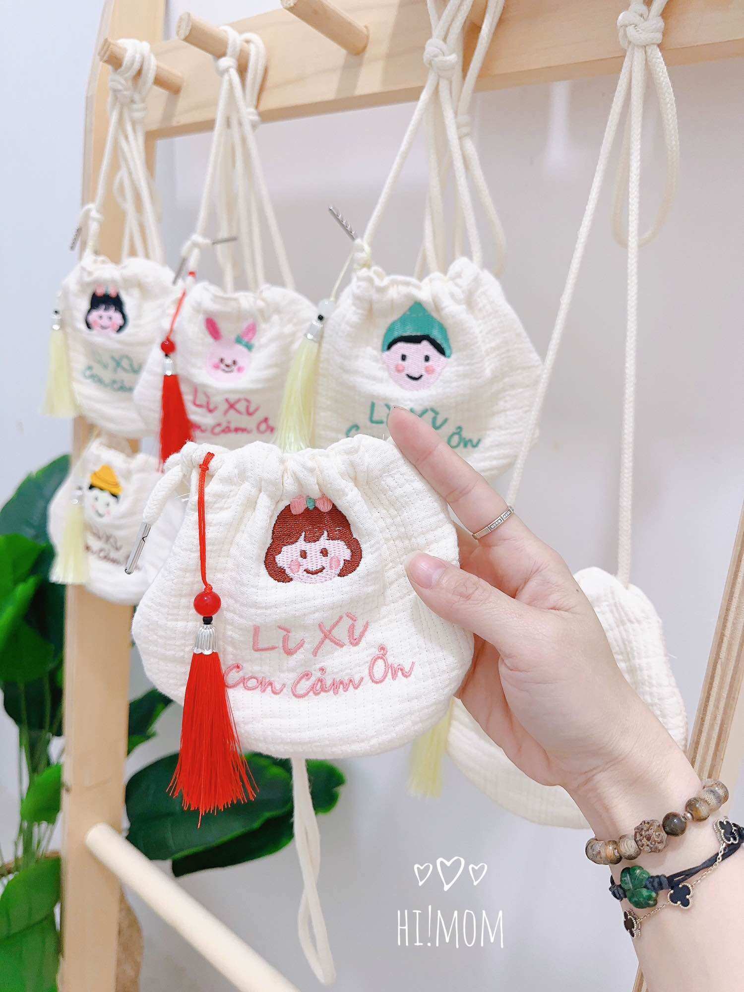Túi Lì Xì Bé Trai Bé Gái Diện Tết