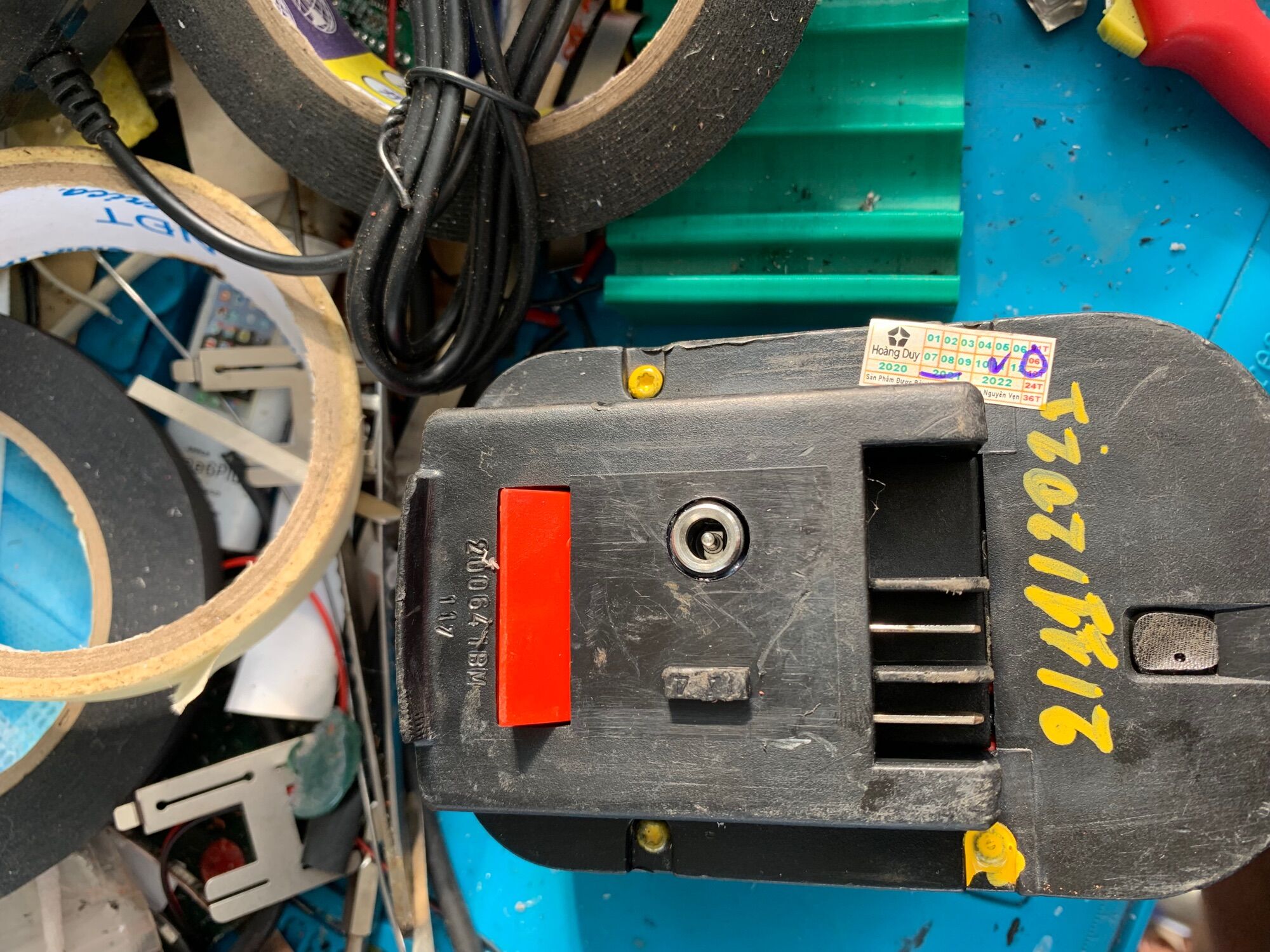 (BH) Pin Đóng black & decker 14v4 4ah