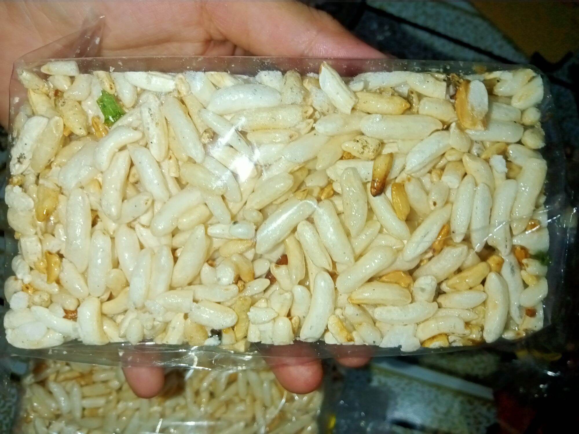 Cốm gạo 1 bịt i hình