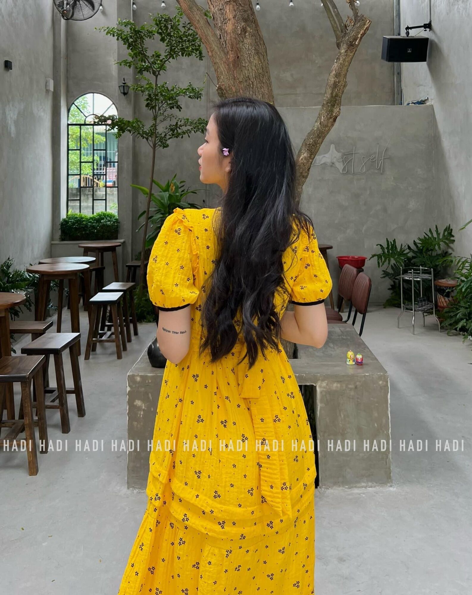 Váy hoa dáng babydoll thắt eo - Trà