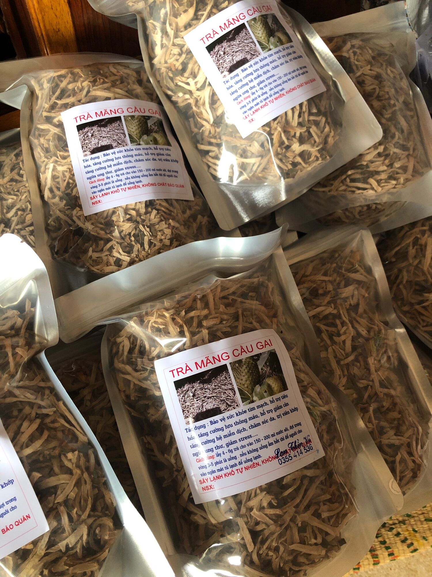 Trà mảng cầu xiêm sấy khô túi 1kg đã sao vàng nên thơm lắm ạ