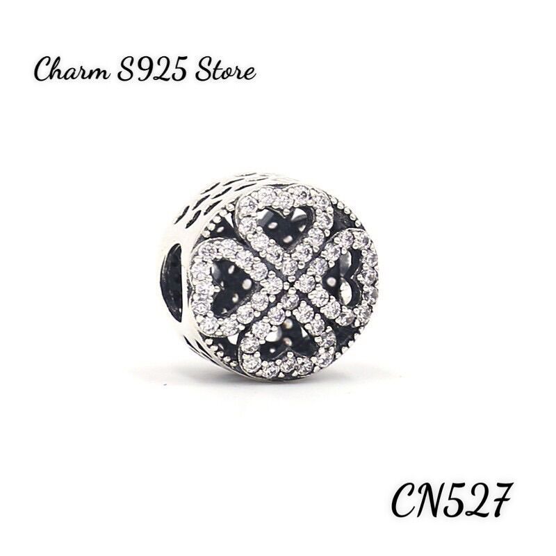 Charm pan ale xỏ ngang đính đá cỏ 4 lá bạc s925