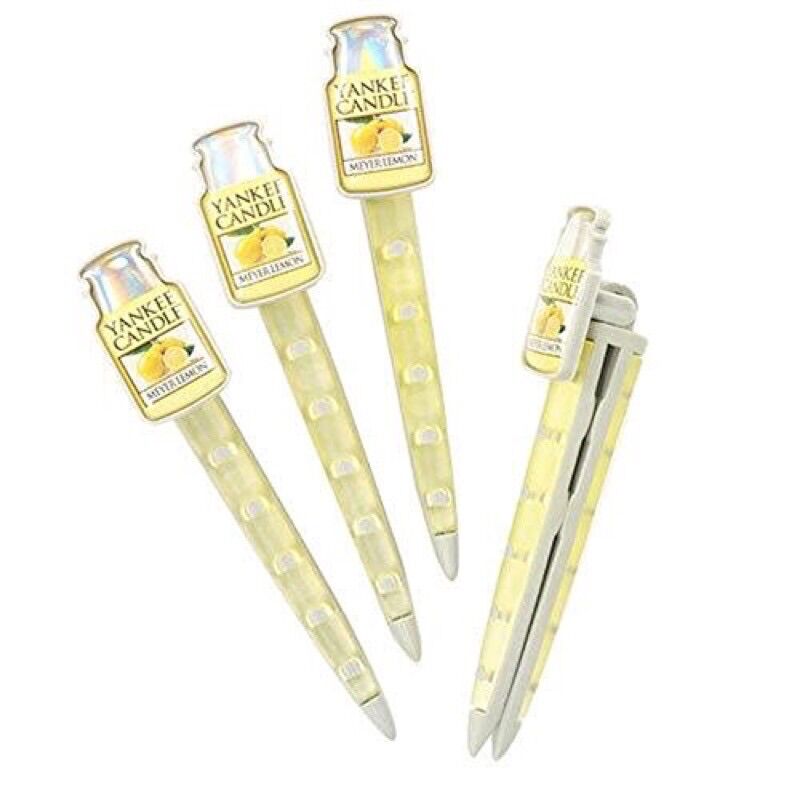 Que thơm xe hơi Yankee Candle Car Vent Stick