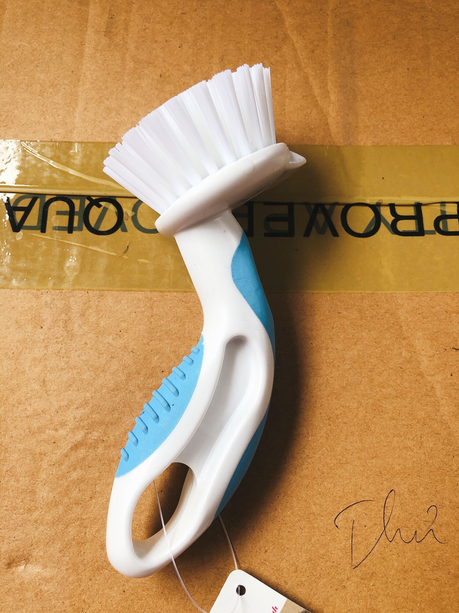 Cọ nồi chảo cán ngắn quý phu nhân TS - 5229 ( 1 cây )