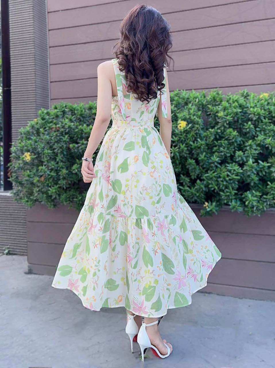 Đầm dây hoa lá cành cột vai BG