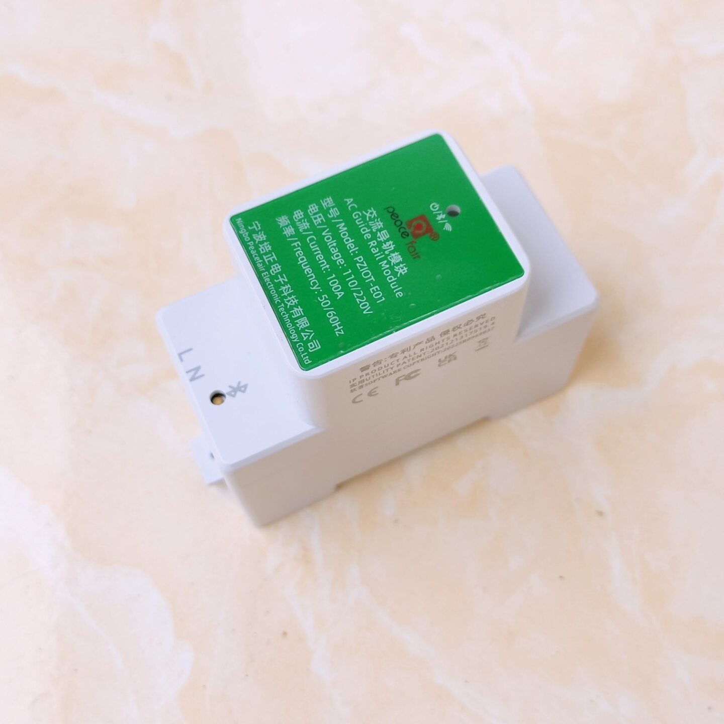 Công tơ điện tử wifi Tuya Smart