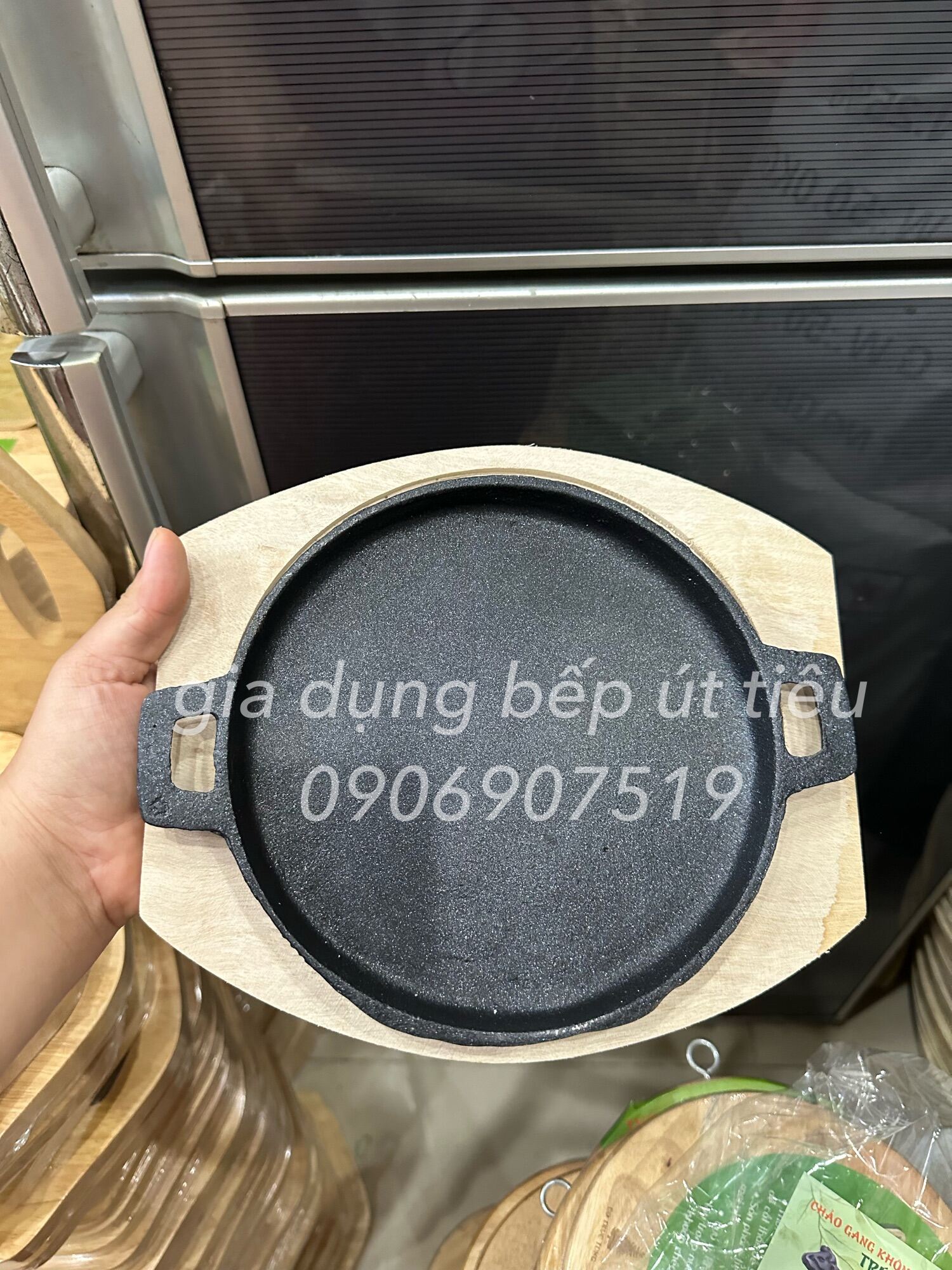 Chảo gang làm bò né,bít tết , ốp la 19cm có đế gỗ