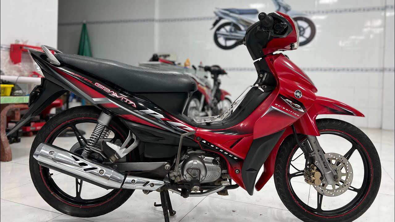 Vỏ yên xe máy da cao cấp xe Jupiter (gravita) zin theo xe chính hãng Yamaha