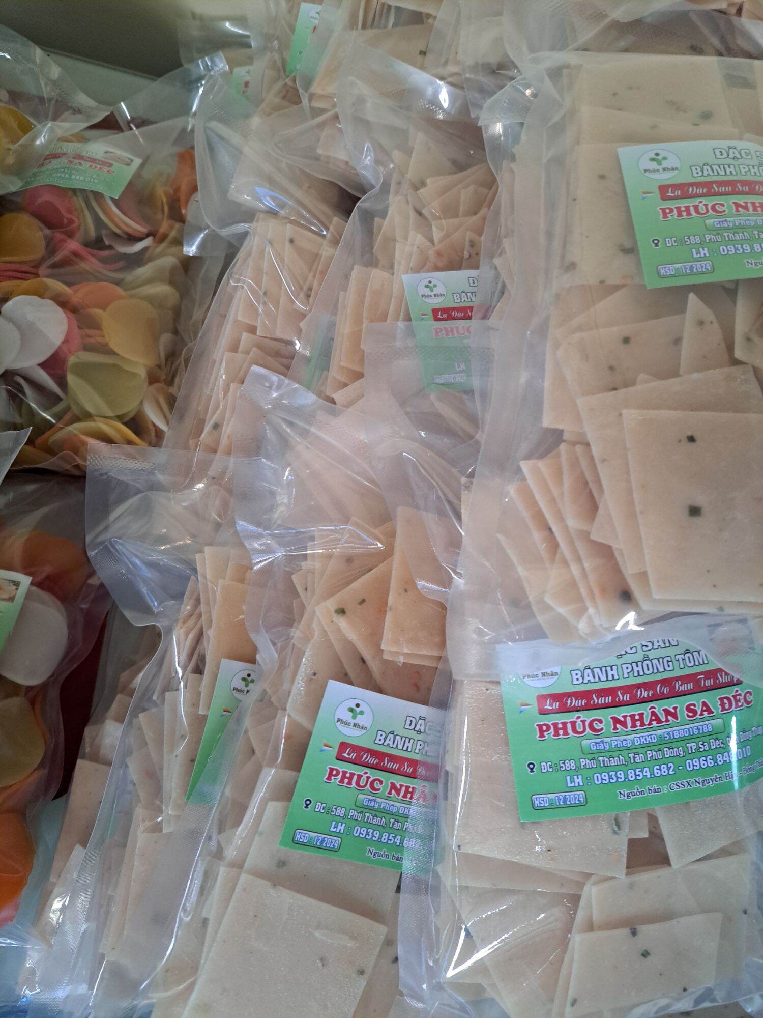 BÁNH PHỒNG TÔM VUÔNG ĐẶC BIỆT - 500 GRAM