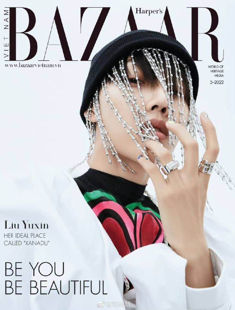 Tạp chí harper's bazaar 2022