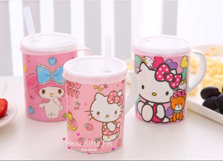 Ly nhựa melamine có nắp Hello Kitty - Doremon