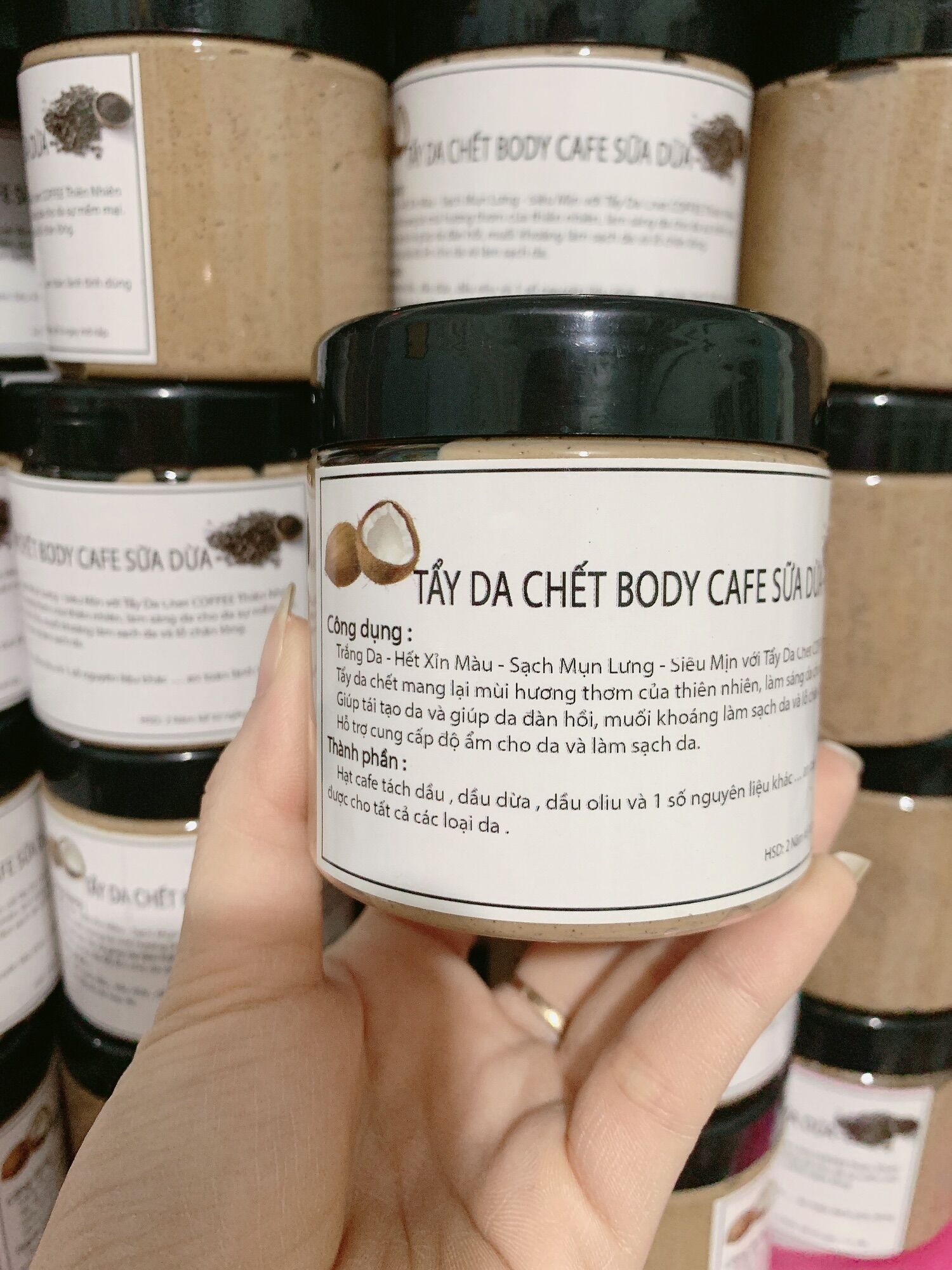 Tẩy Tế Bào Chết Cà Phê Sữa Dừa
