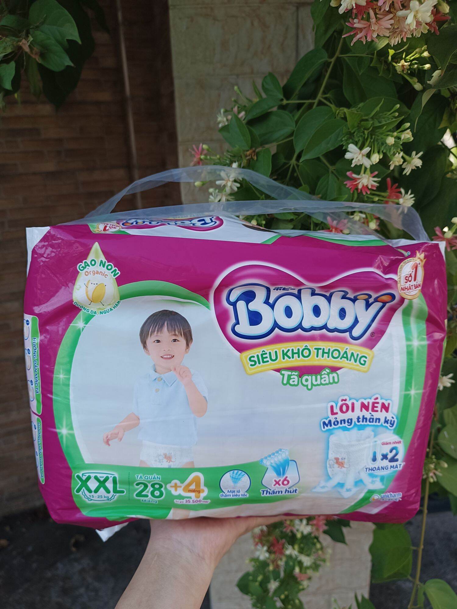 Tã quần Bobby gạo non organic dưỡng da ngừa hăm size XXL 28 +4 miếng