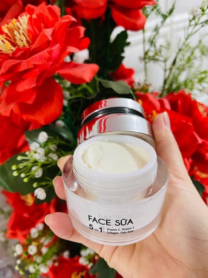 Kem face sữa 5in 1 cô gái núi