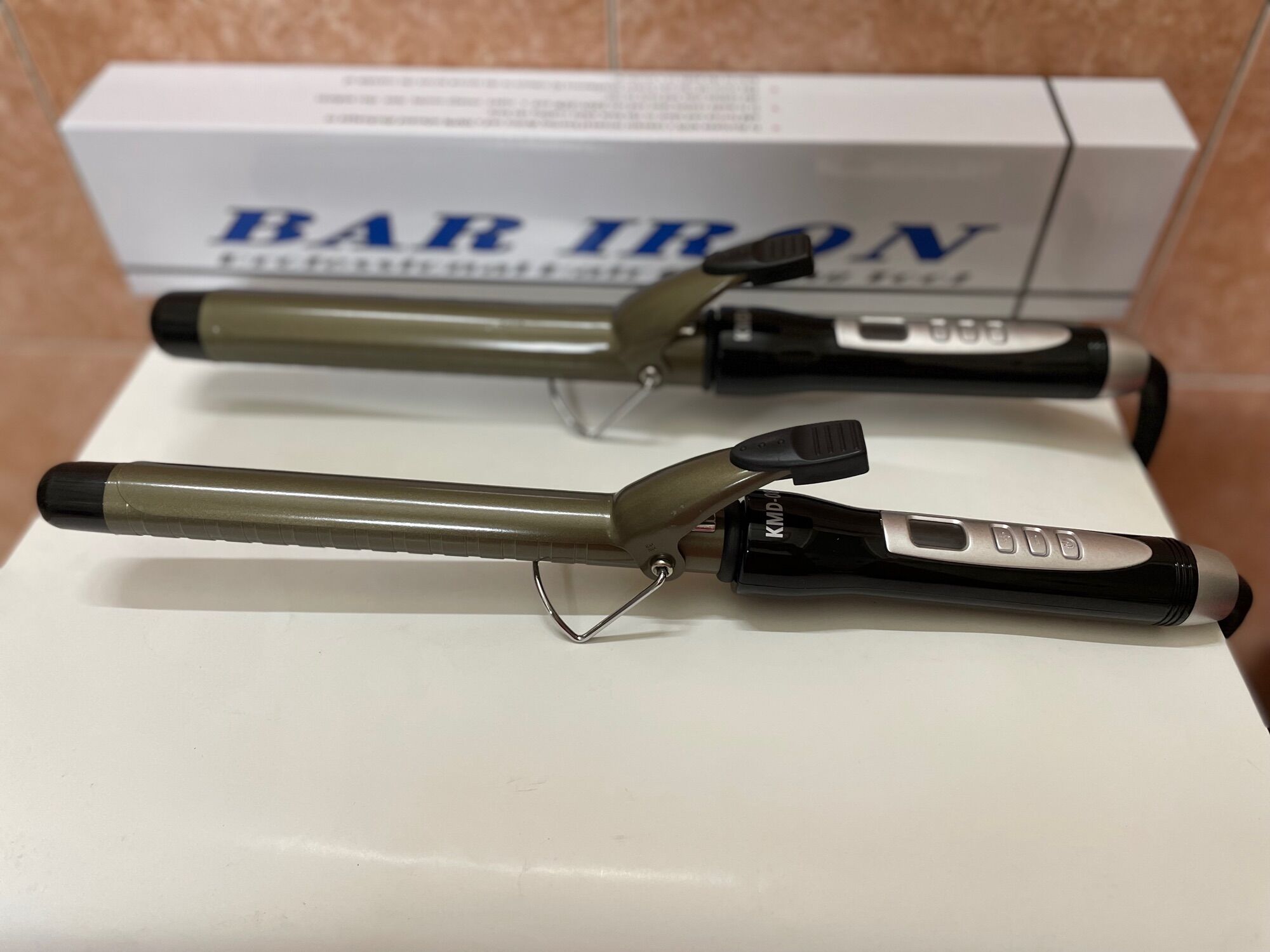 MÁY UỐN TÓC LỌN CHỈNH NHIỆT KMD-08