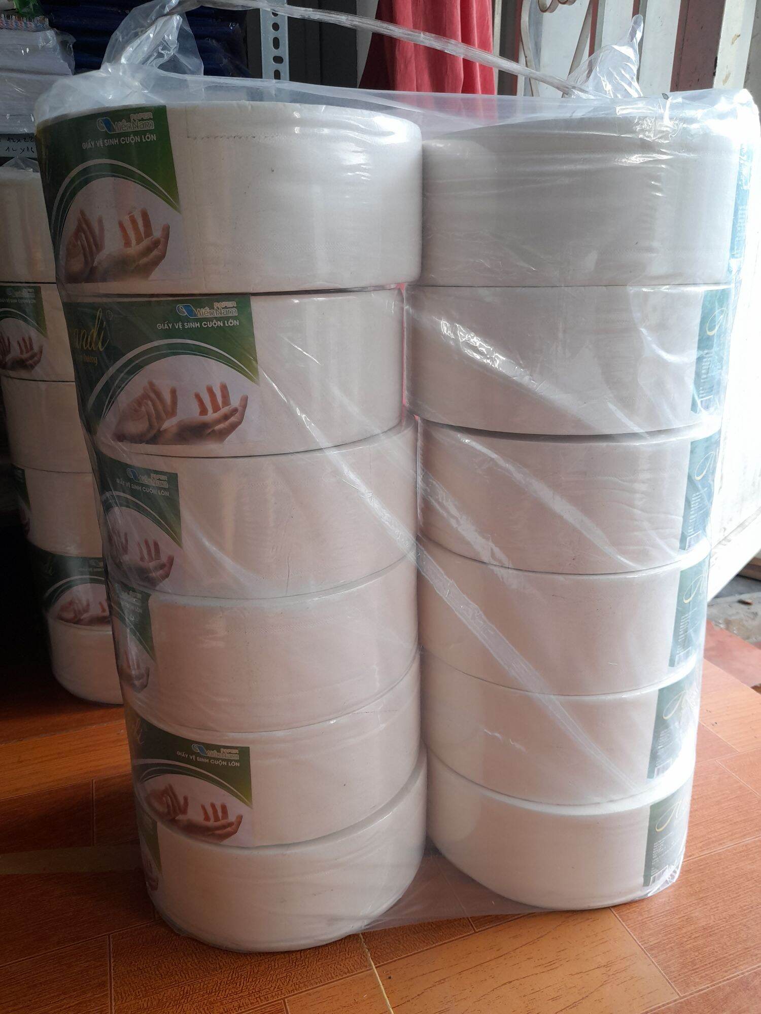 Giấy vệ sinh anandi cao cấp cuộn lớn 700g