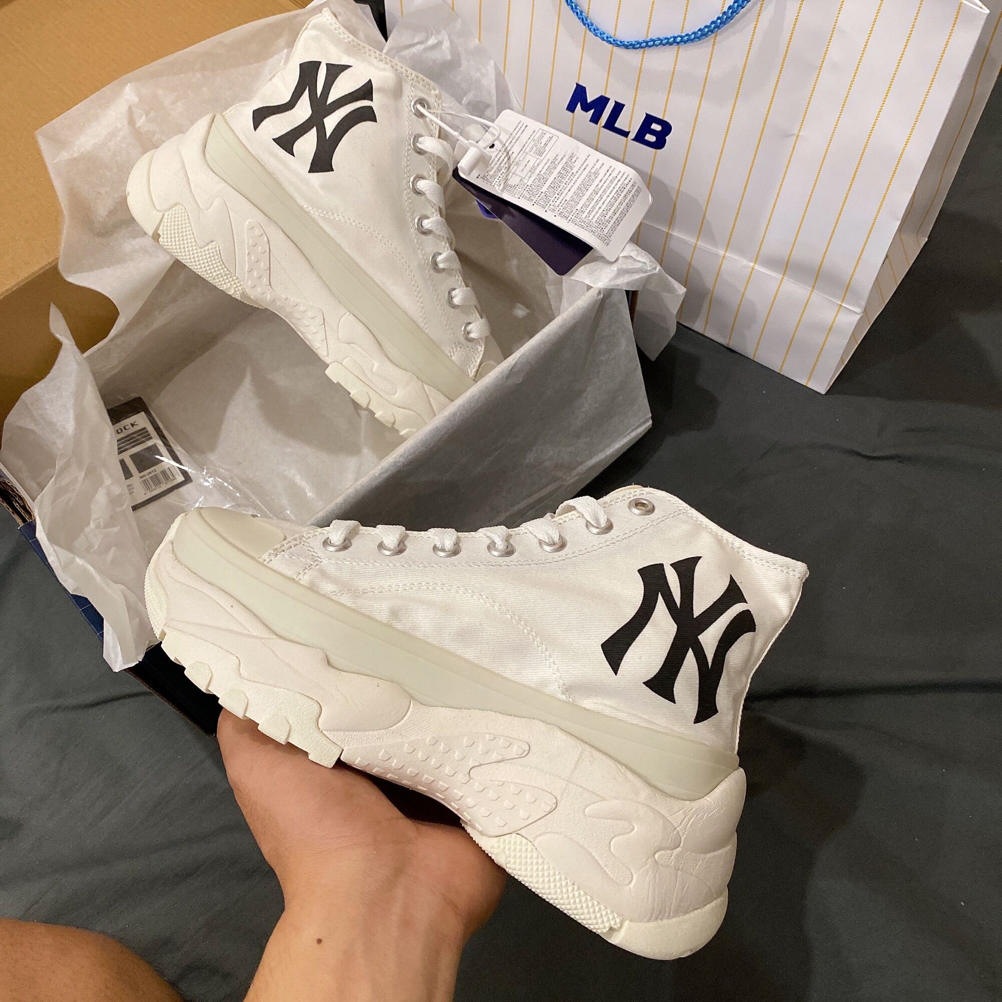 Giày thể thao ny nữ cao cấp (free ship)