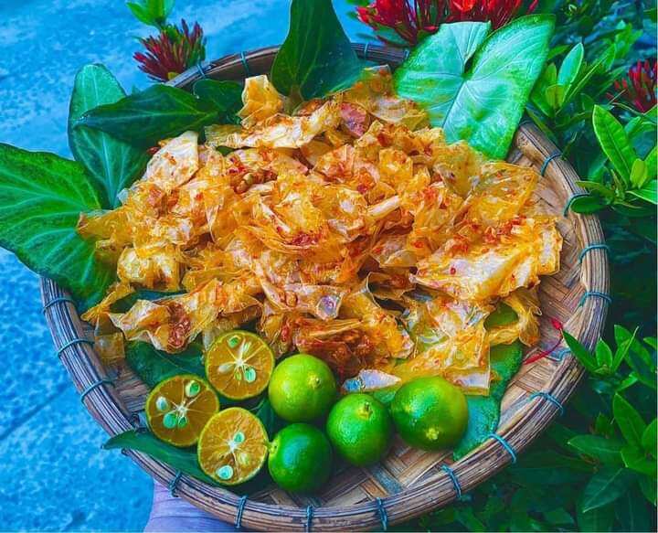 Bánh tráng rìa phơi sương sốt tắc