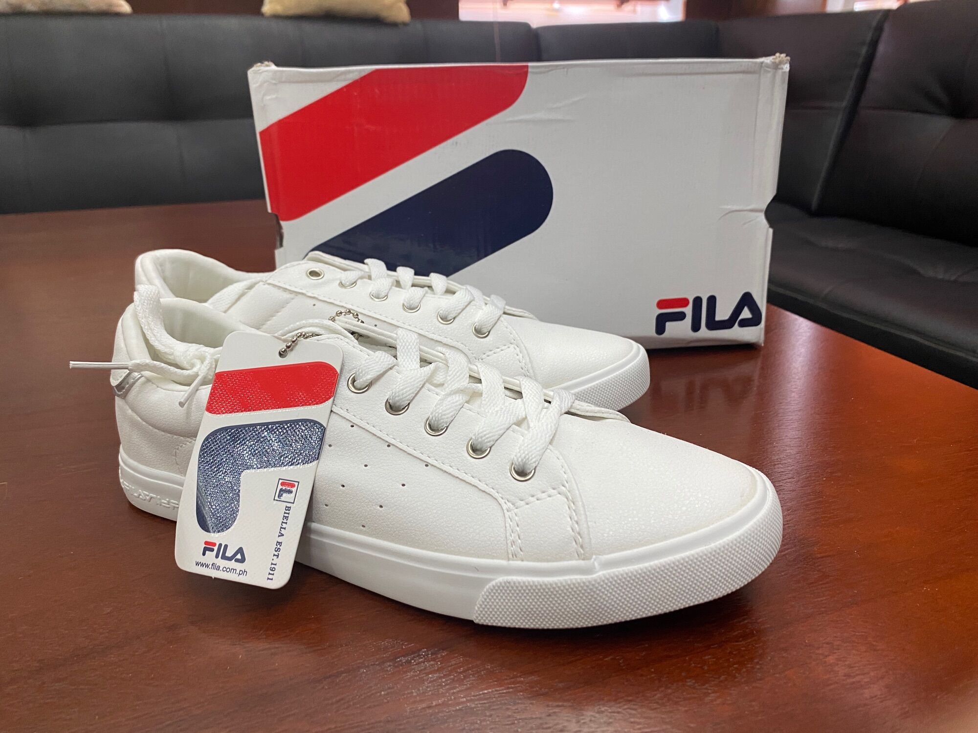 Giày Fila xuất xịn