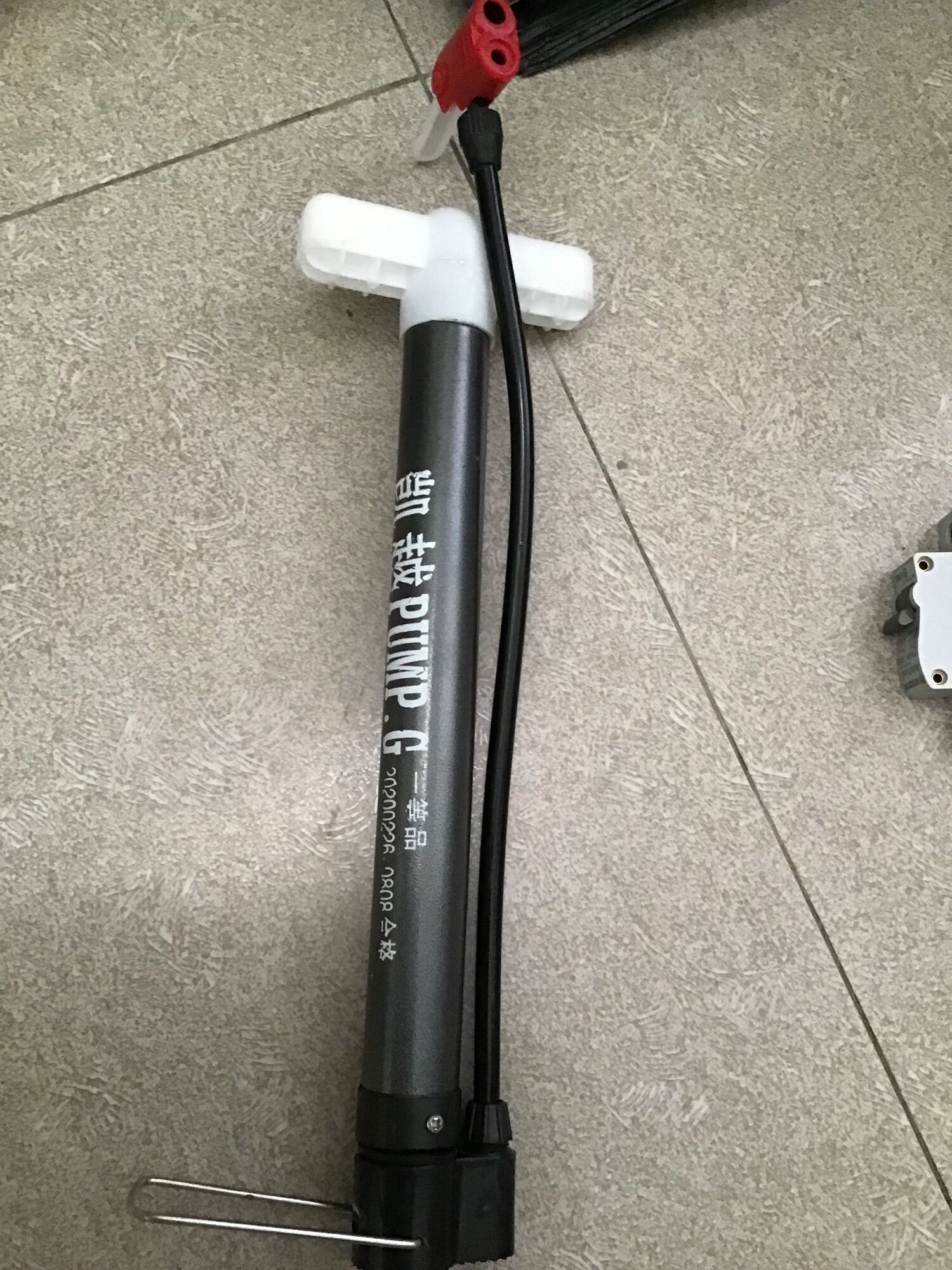 Bơm xe mini dài 30cm dùng cho xe đạp, bơm bóng, xe máy