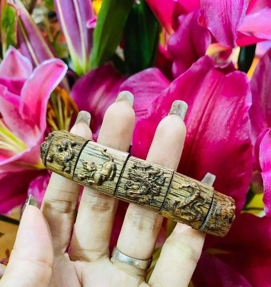 Vòng 12con giáp trầm tốc