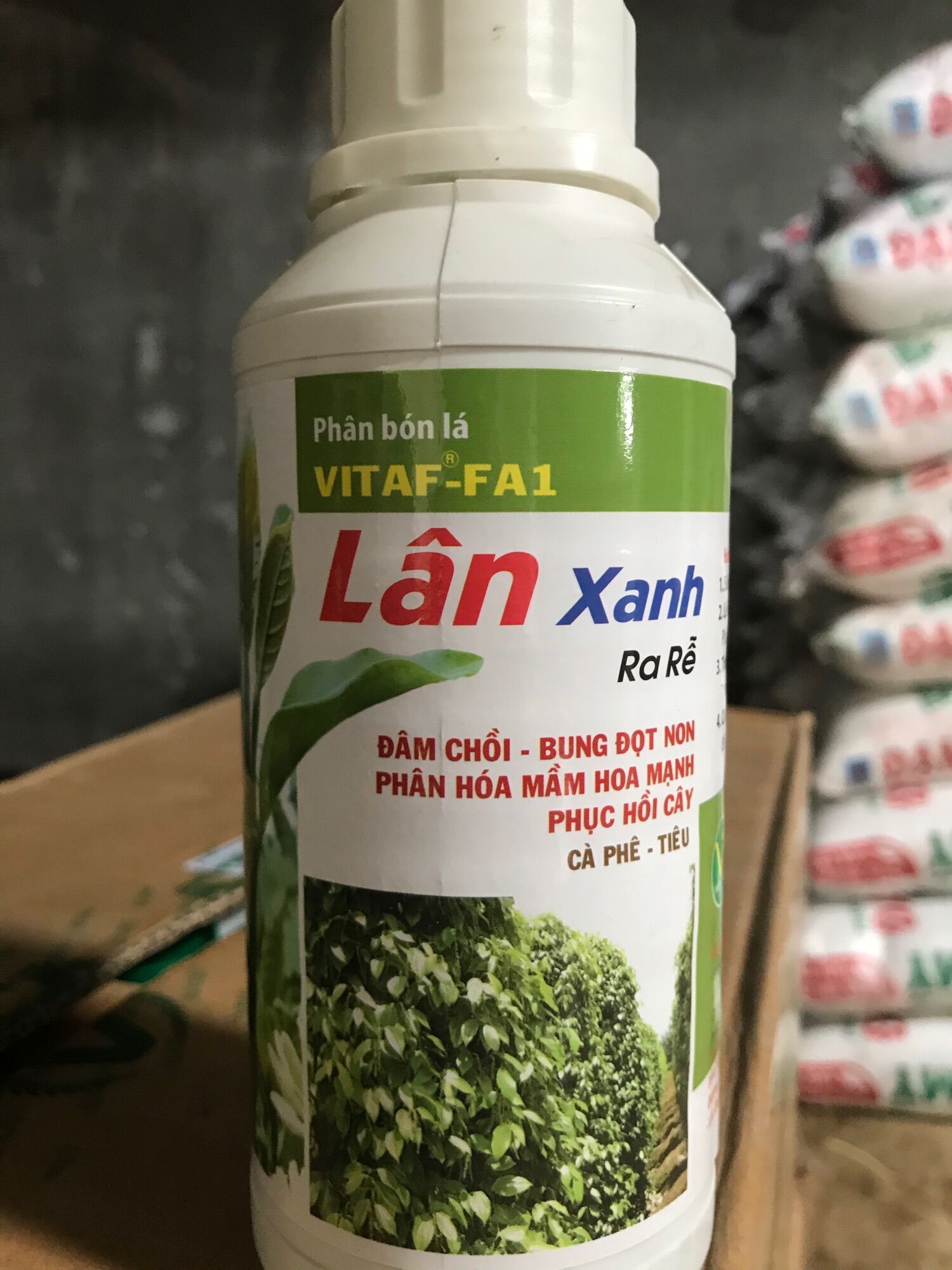 Phân bón lá siêu lân xanh chai 500ml