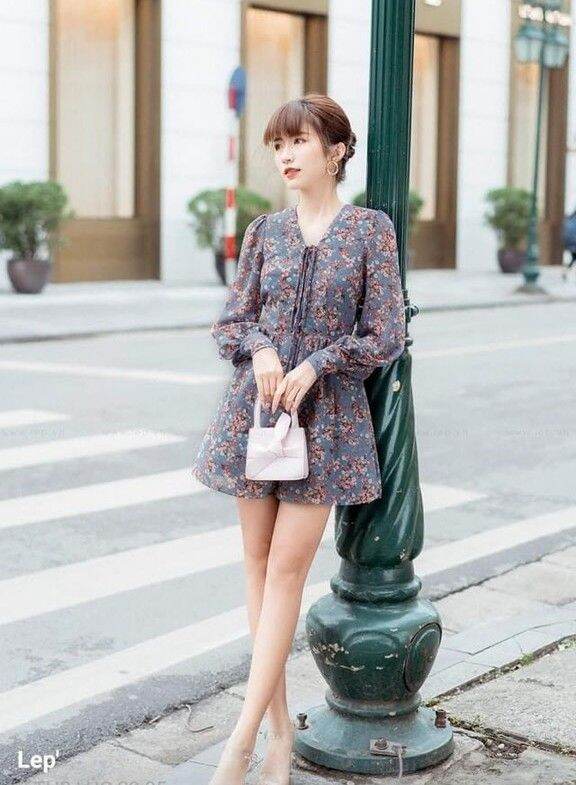 Đầm hoa nhí tay dài
