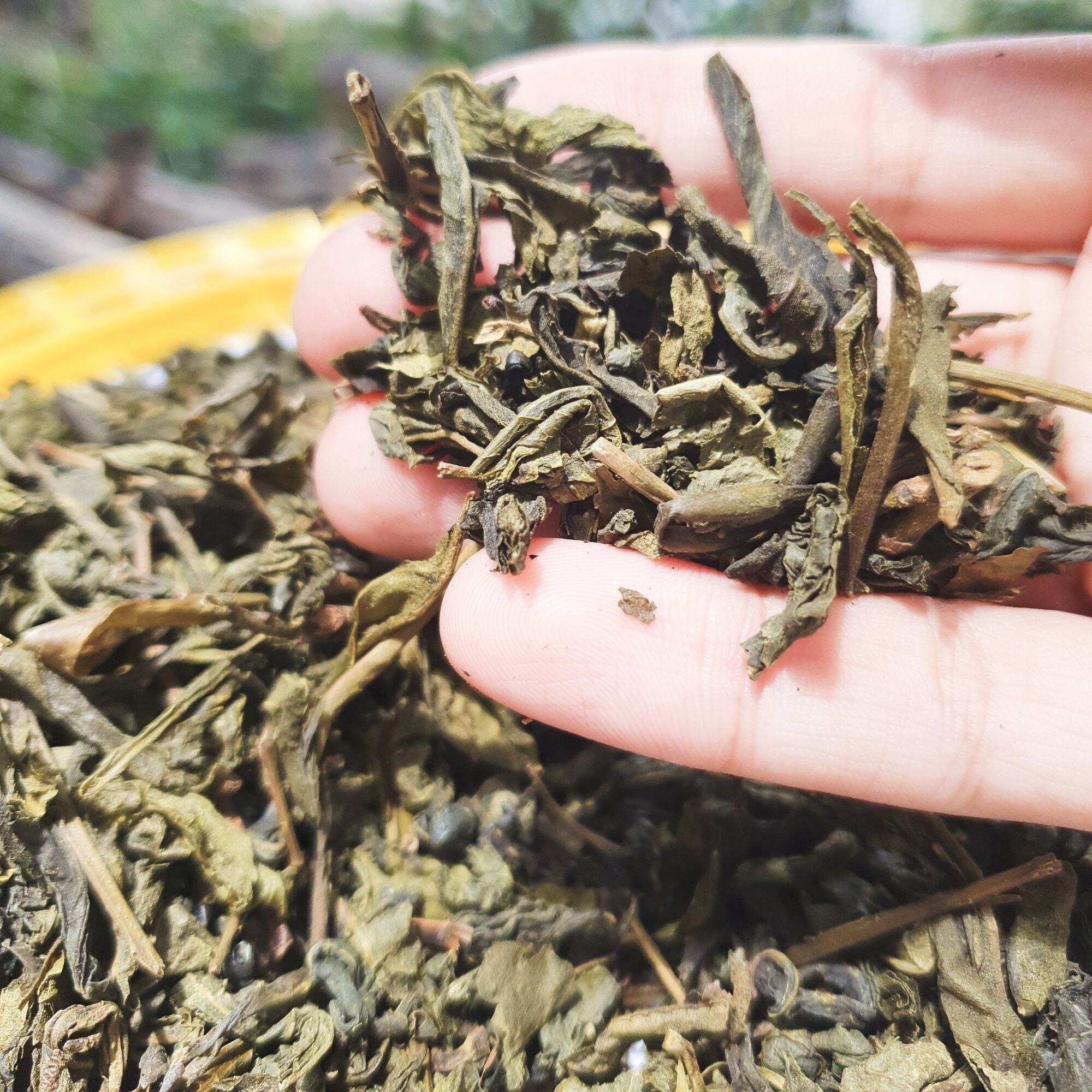 TRÀ SÂM DỨA HIỆP THÀNH, lốc 6 gói × 70g.