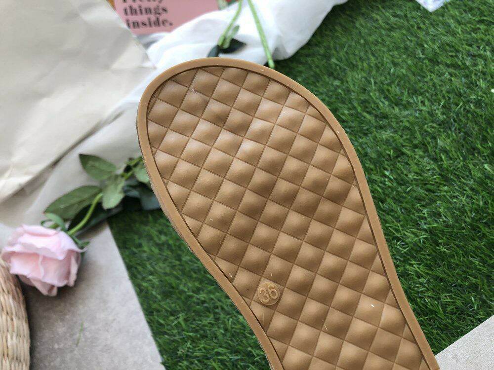 Giày sandal quai chéo vintage