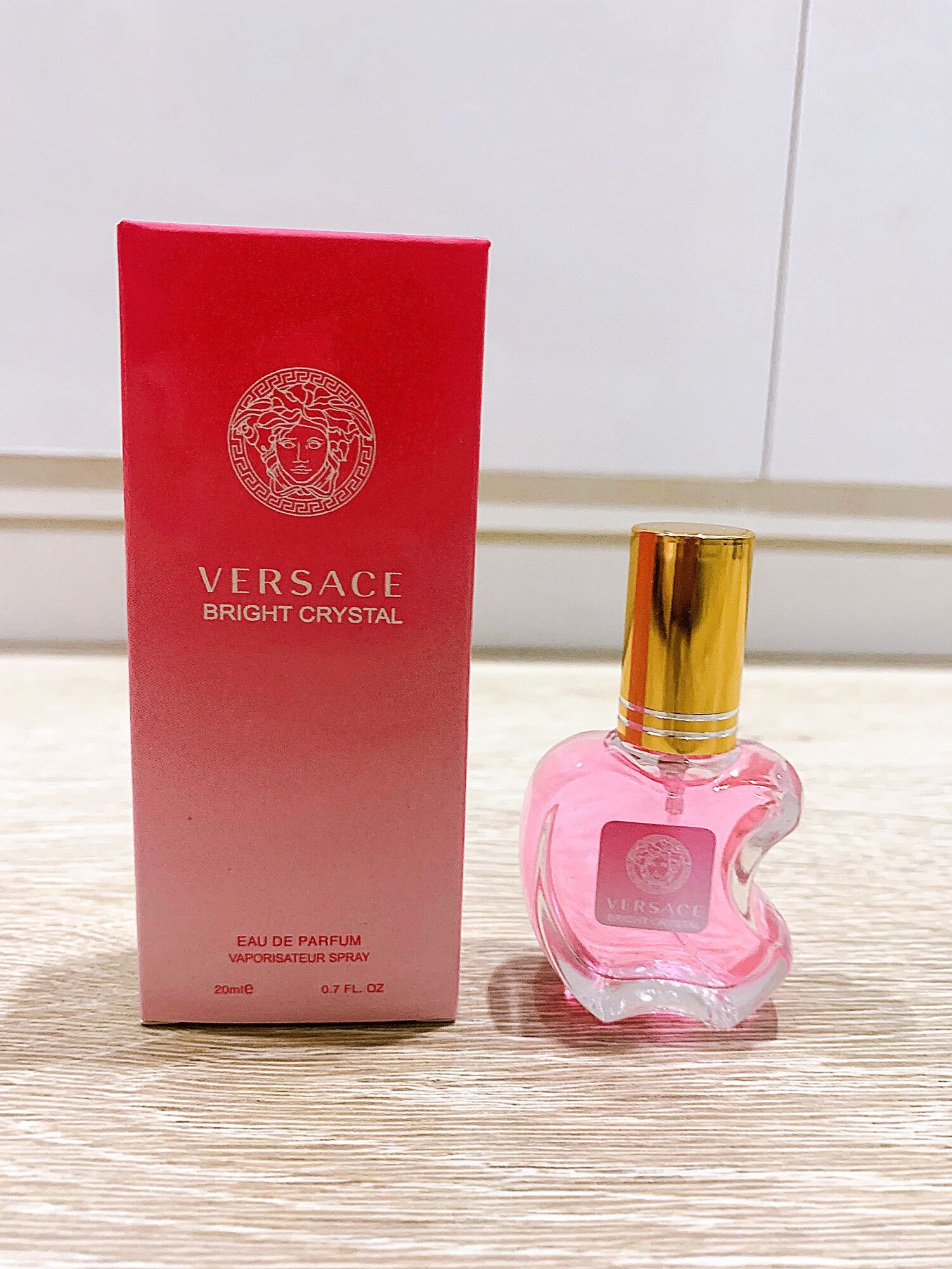 Nước Hoa Mini Nữ VERSACE Hồng 20ml (Mẫu Táo)