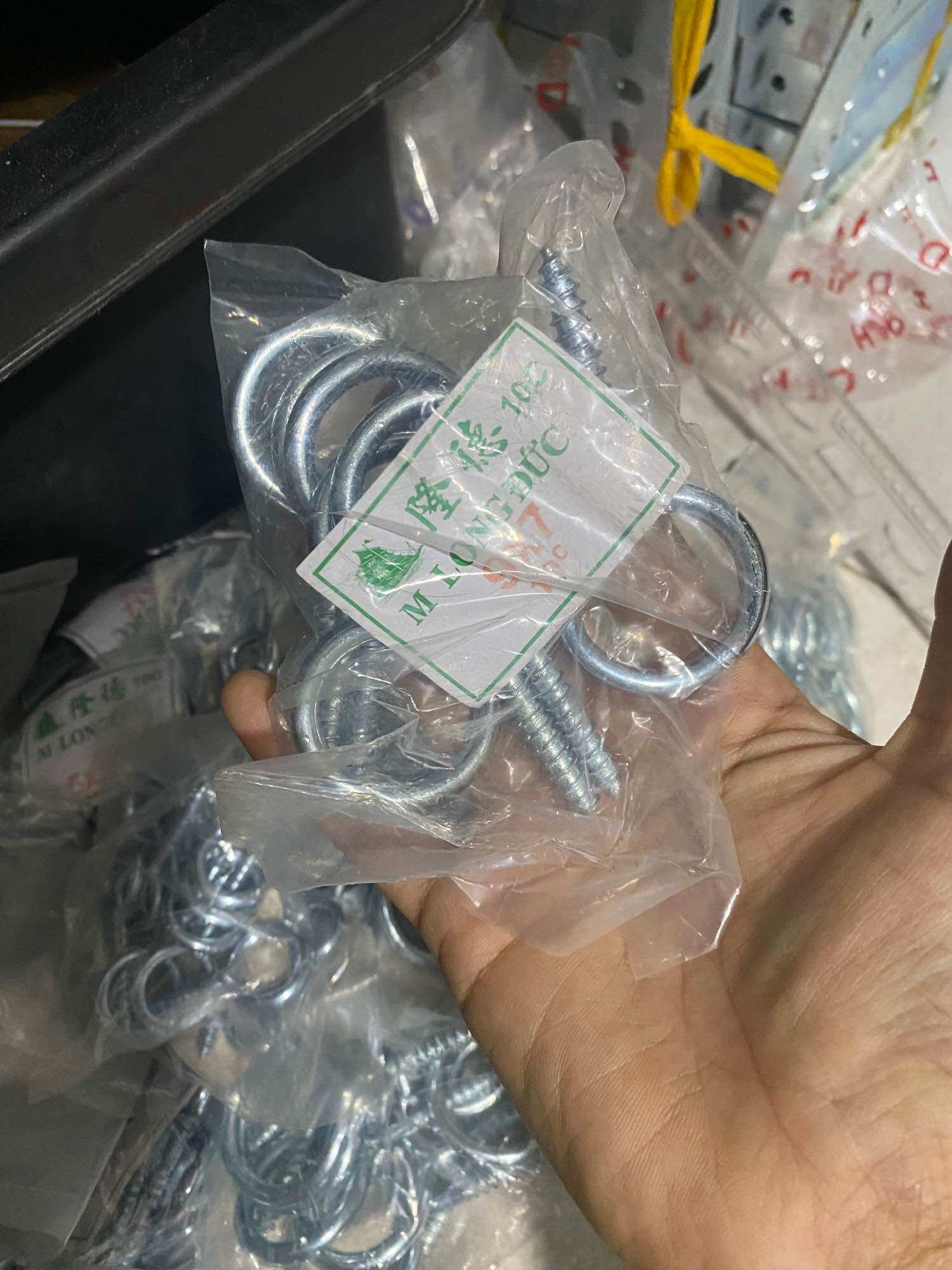bịt 10 cái móc khoen hàn tròn