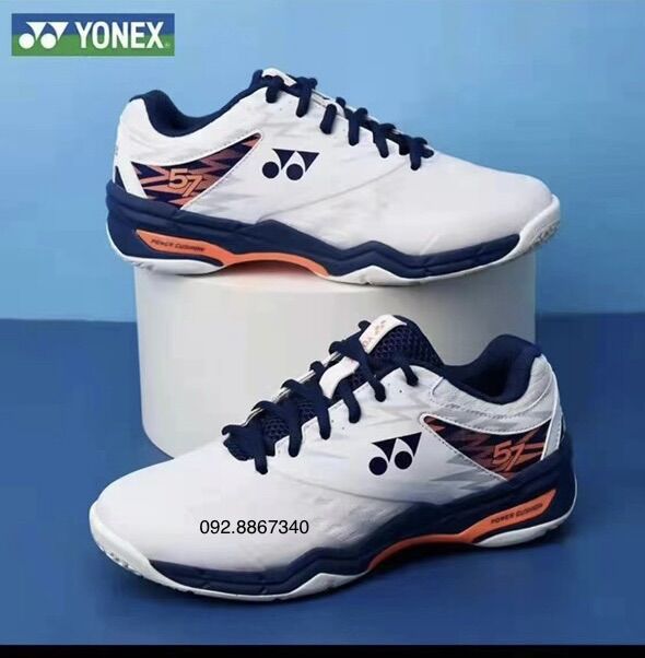 Giày cẩu lông yo.nex trắng sân thảm + gỗ bh 12 tháng