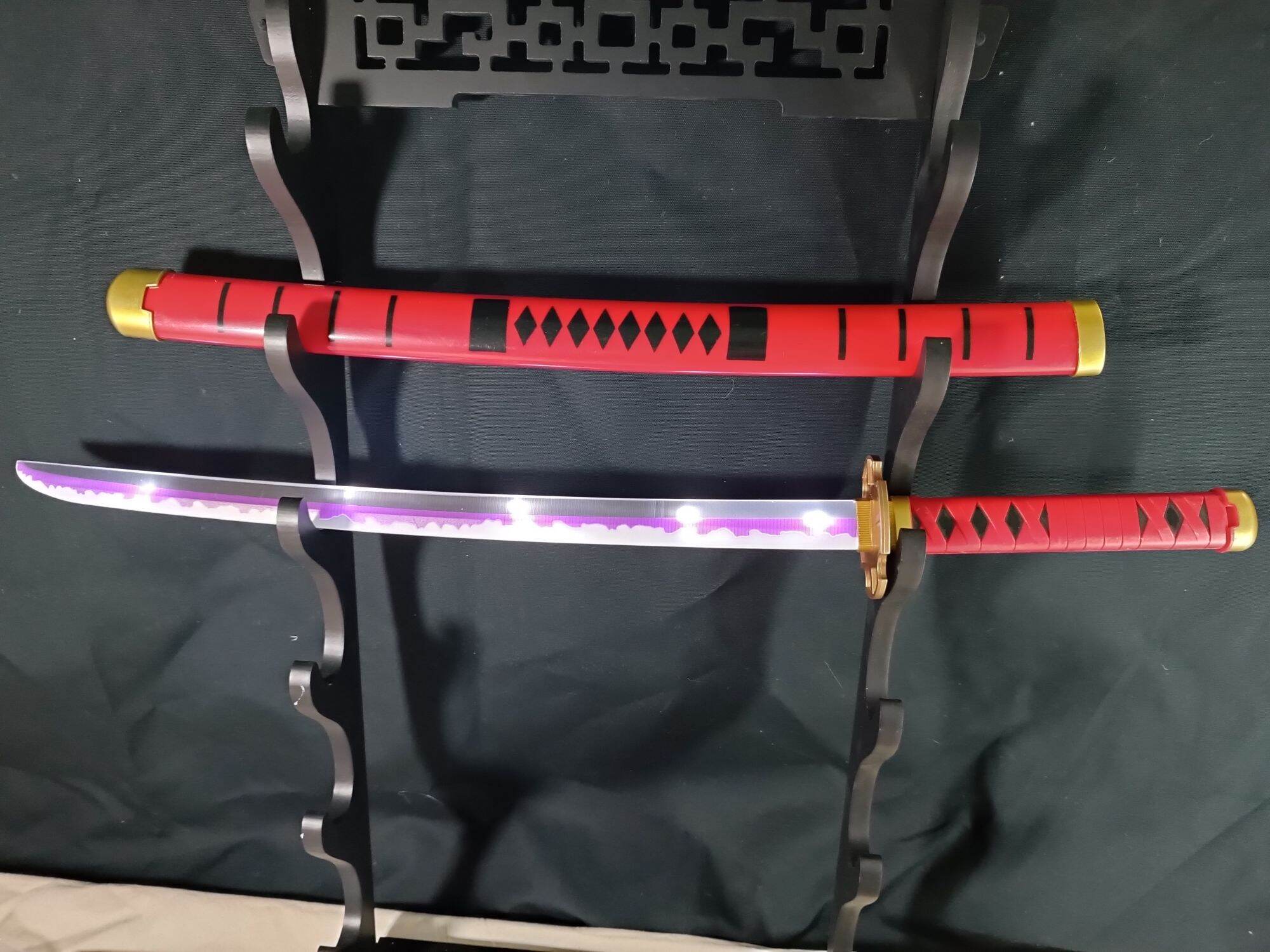 Kiếm phát sáng Zoro One piece