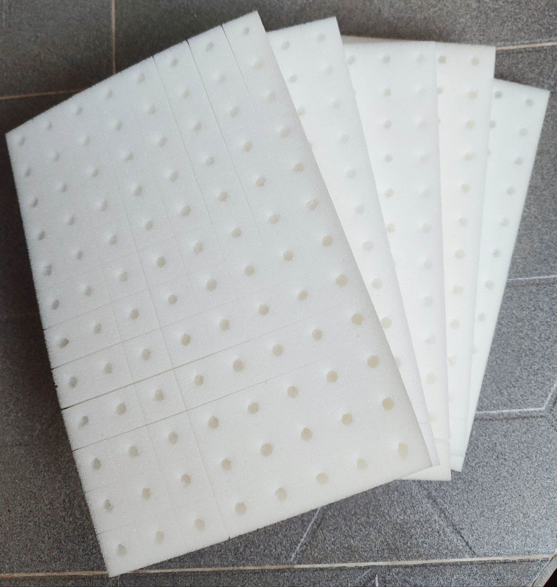 Mút xốp ươm hạt 5 tấm 480 miếng (25x25x25)
