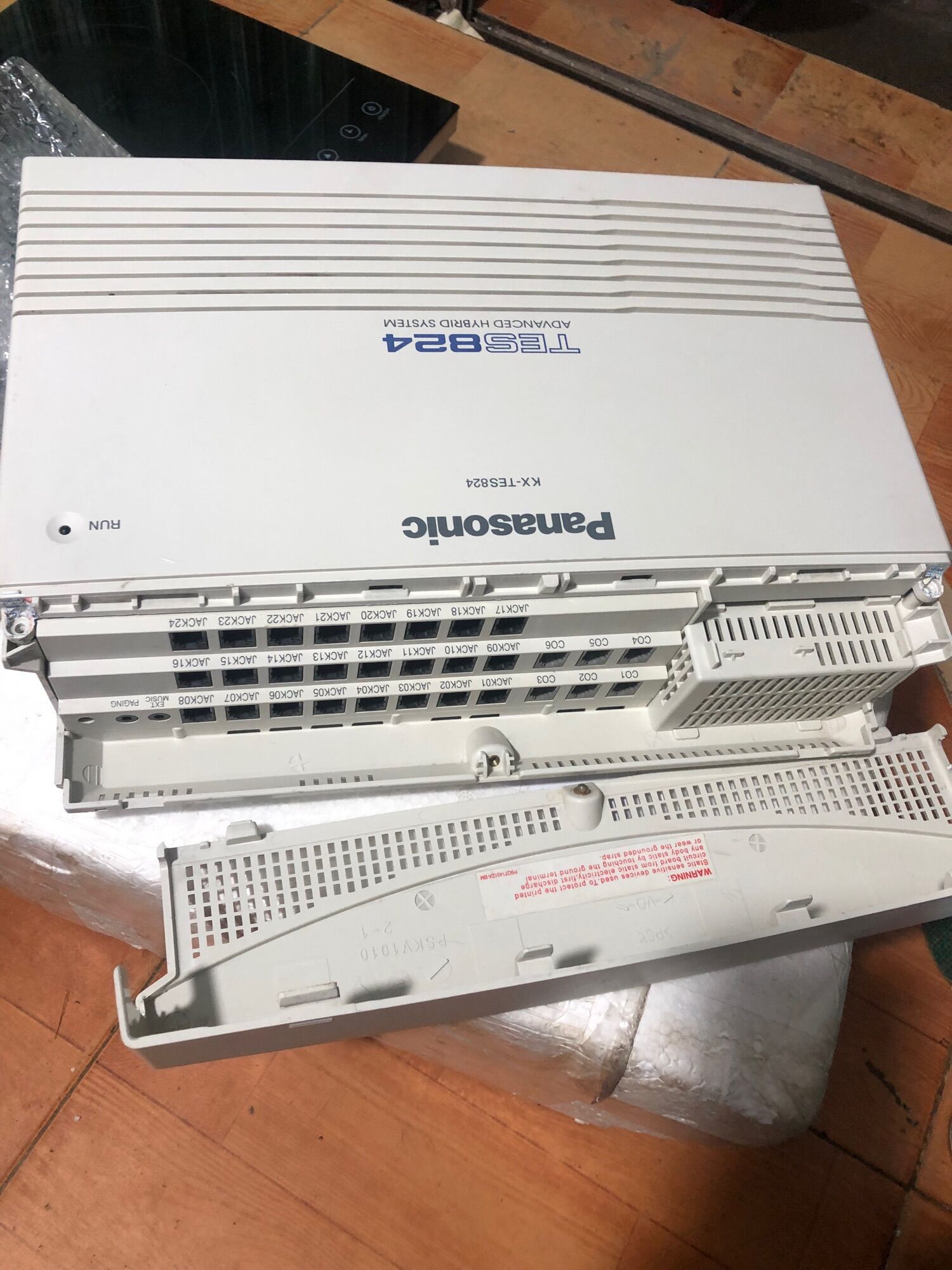 Tổng đài điện thoại Panasonic kx tes824