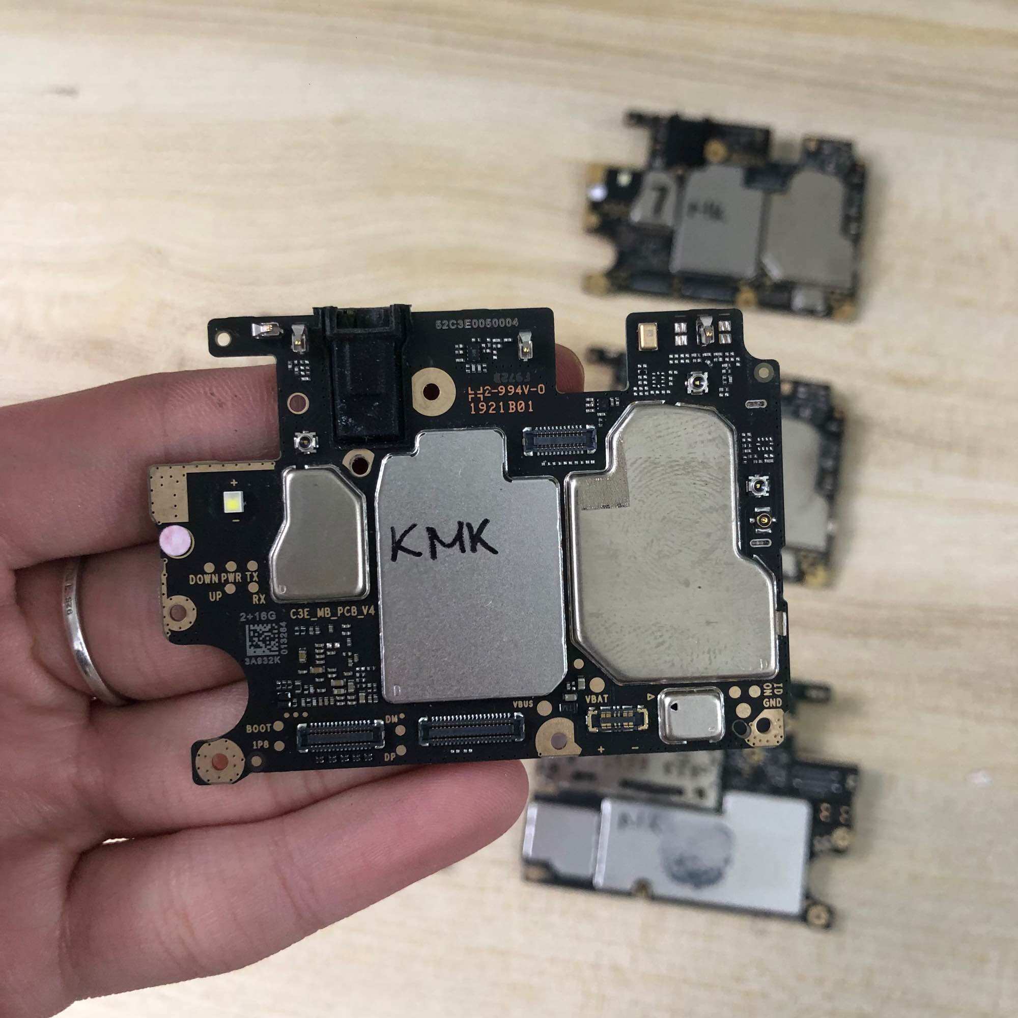 Main Xiaomi Redmi 7A Zin Full Chức Năng ( Sim , Sạc , Wifi,…)