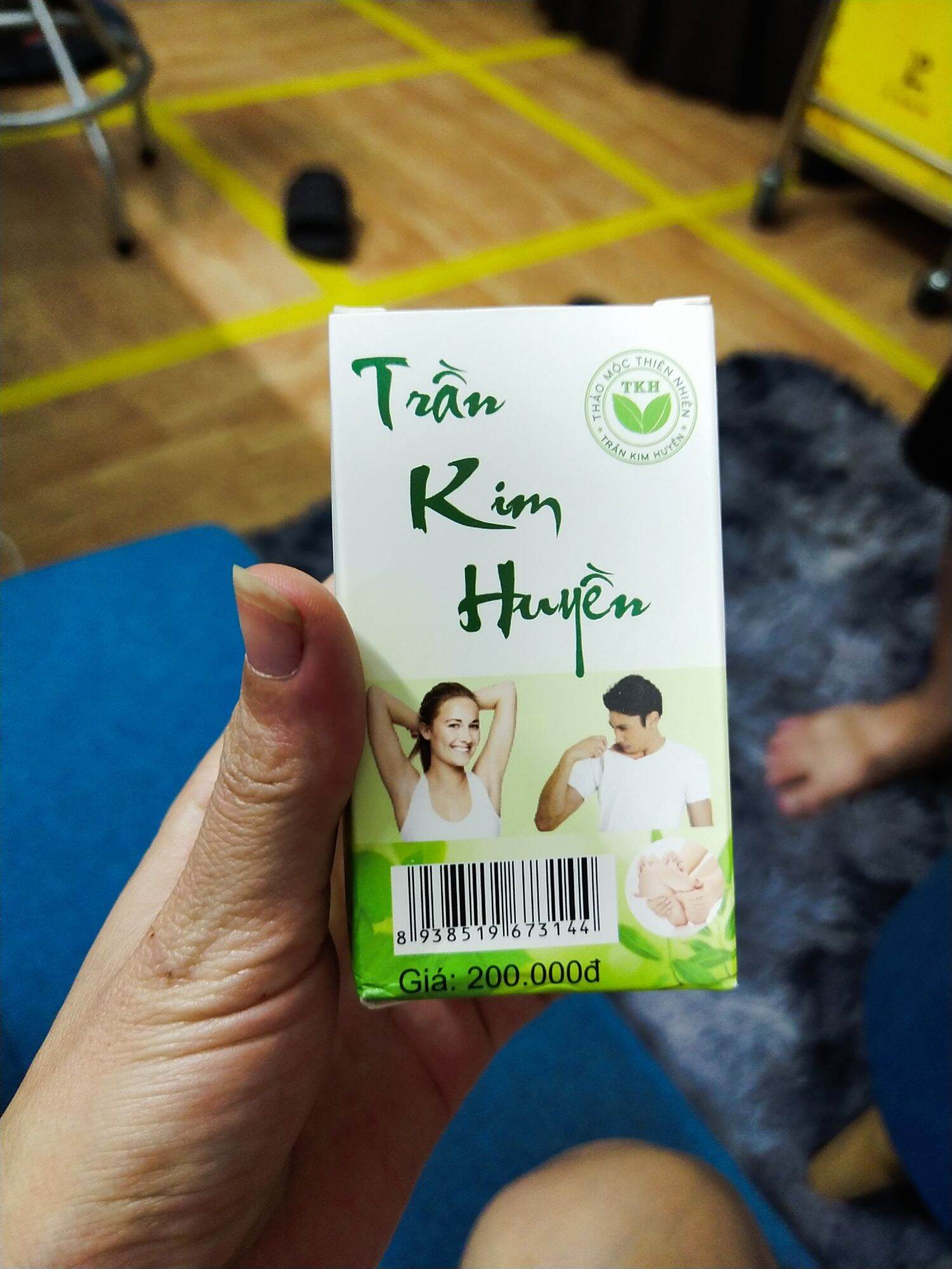 Hôi Nách Trần Kim Huyền