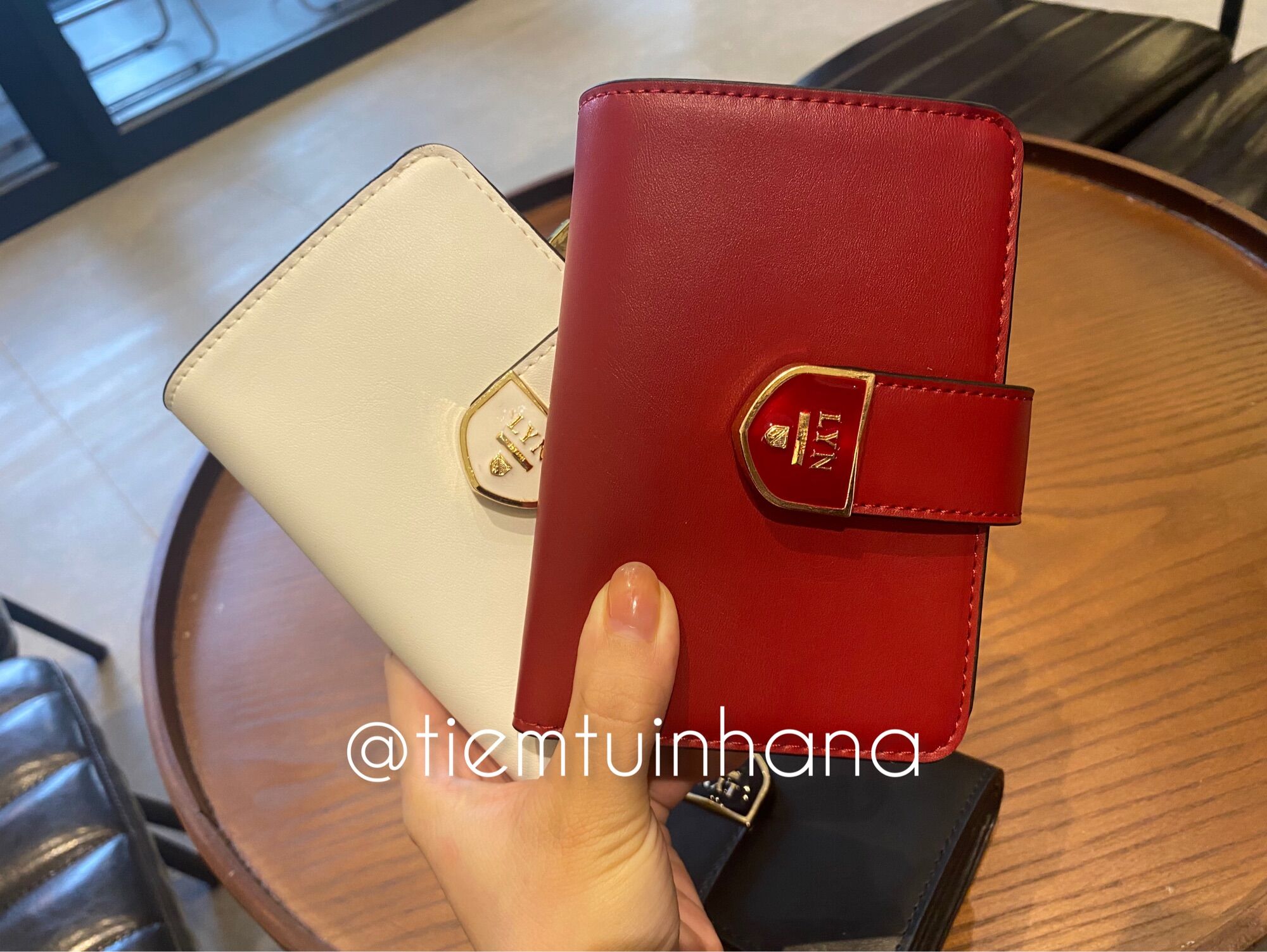VÍ LYN ATHELLA SHORT WALLET| Kèm hộp