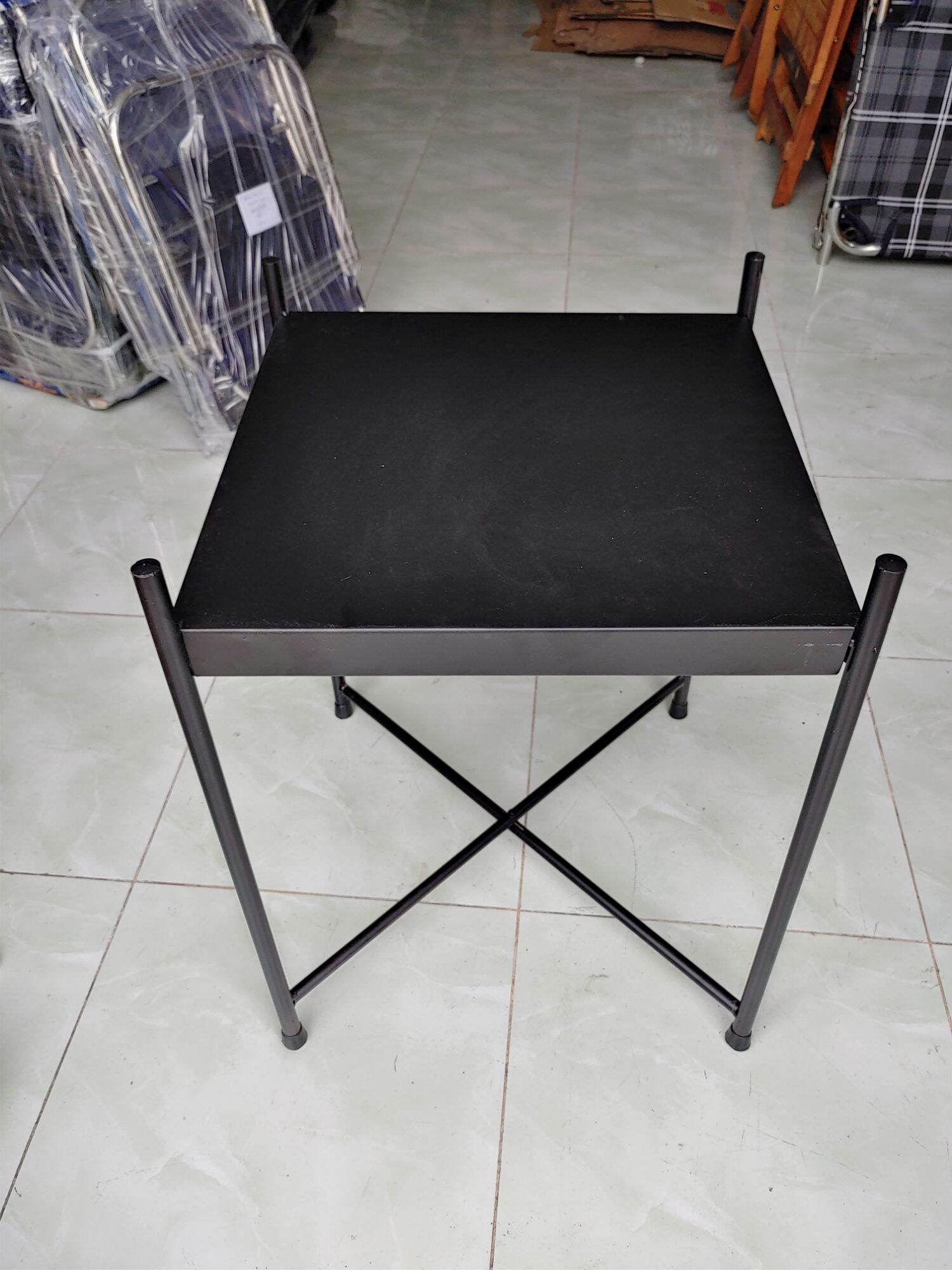 ĐỘC LẠ - BÀN TRÀ MẶT VUÔNG
