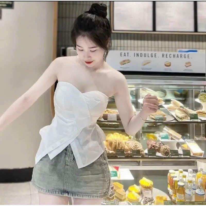 Áo ống vạt chéo xẻ nút có mút