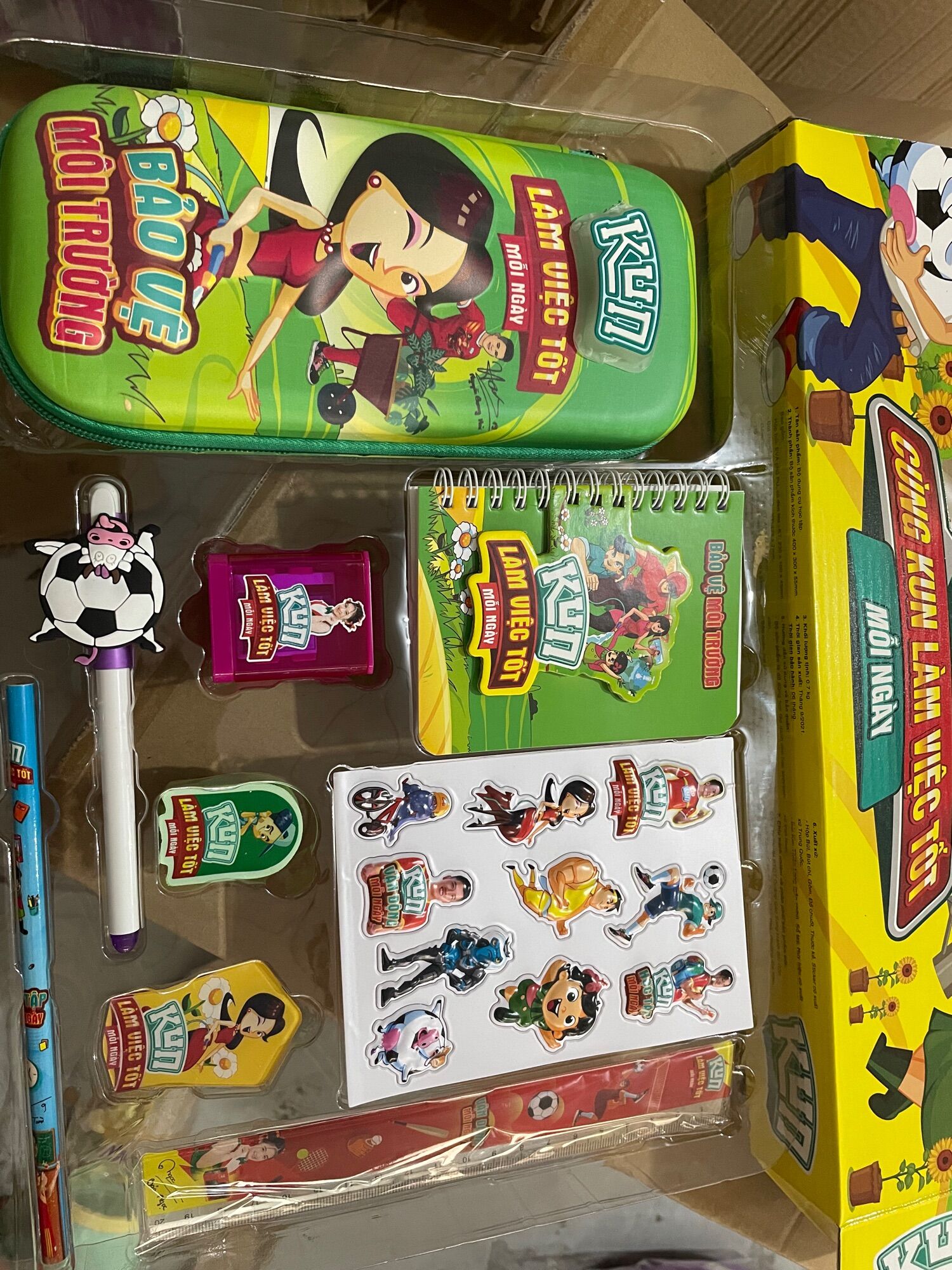 —— Bộ dụng cụ học tập Kun sale 53k
